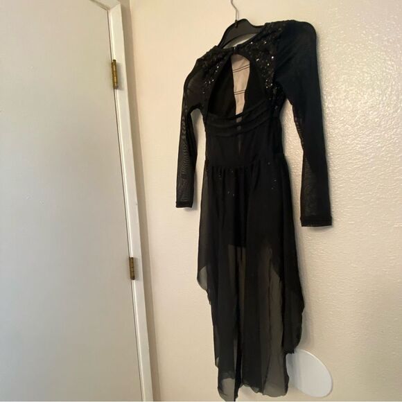 WEISSMAN Elite Dance maxi black dress Levitating
D13002 IC- child 7/8 NEW - Picture 4 of 13